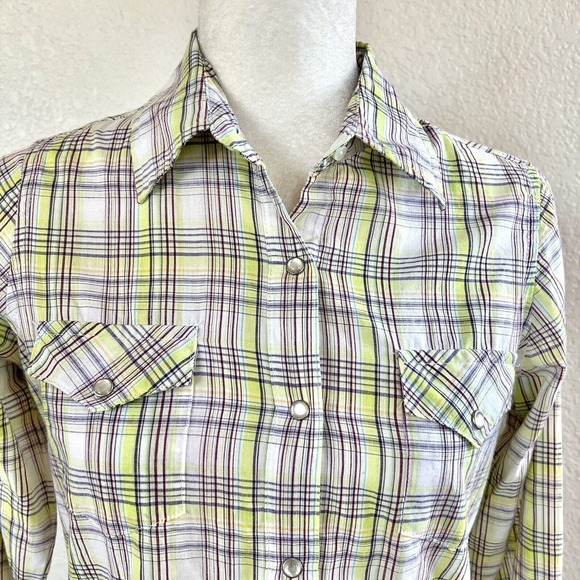 Wrangler Tops - Wrangler Western Wrancher Women Small Pearl Snap Shirt Green Plaid Long Sleeve